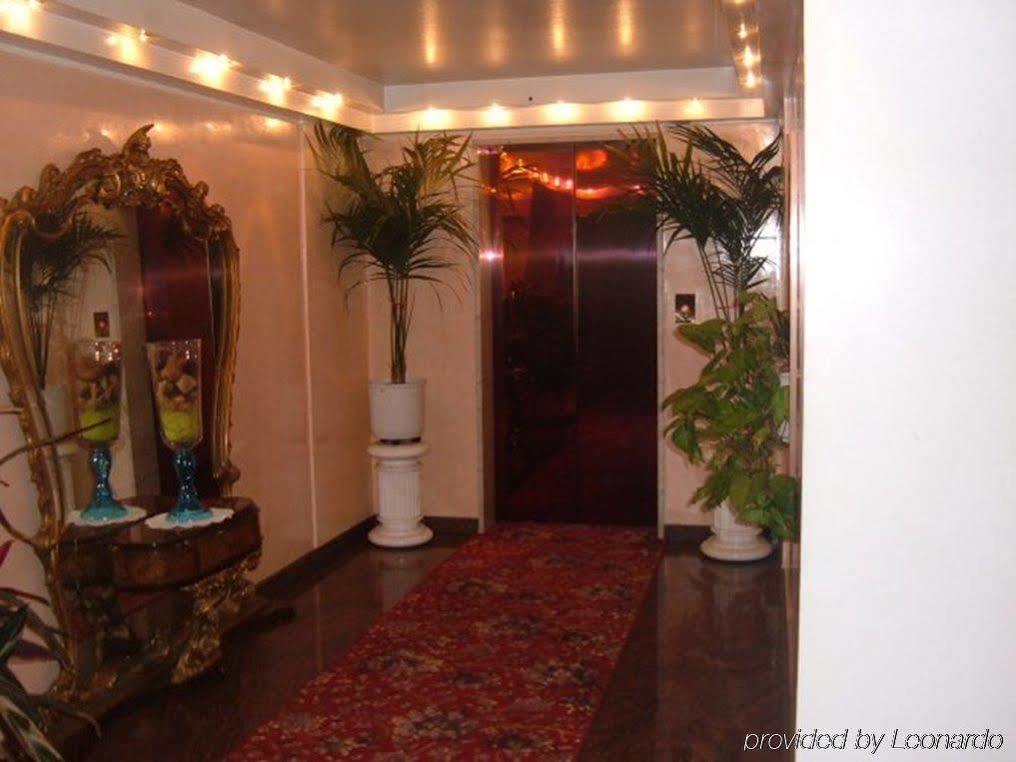 Hotel Roma Cesano Boscone Exterior photo